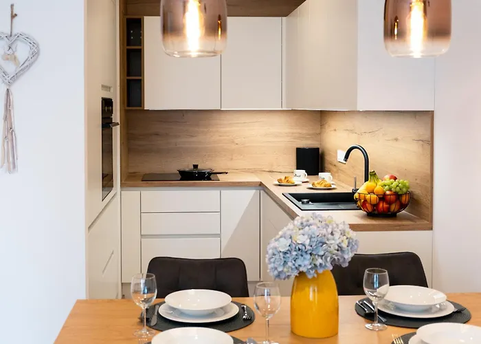 Apartment Masarykova - Modern 1-bedroom In Center & Free Parking *