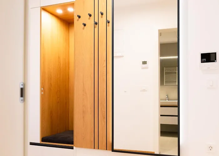 Apartment Masarykova - Modern 1-bedroom In Center & Free Parking Laibach